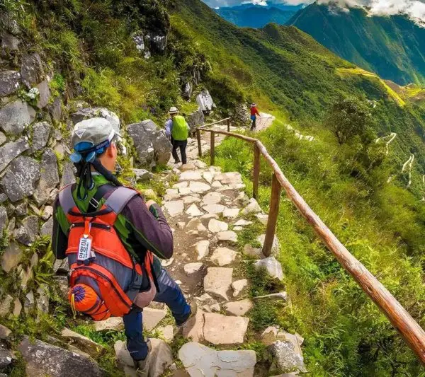 Essential Routes Every Traveler Should Know 
