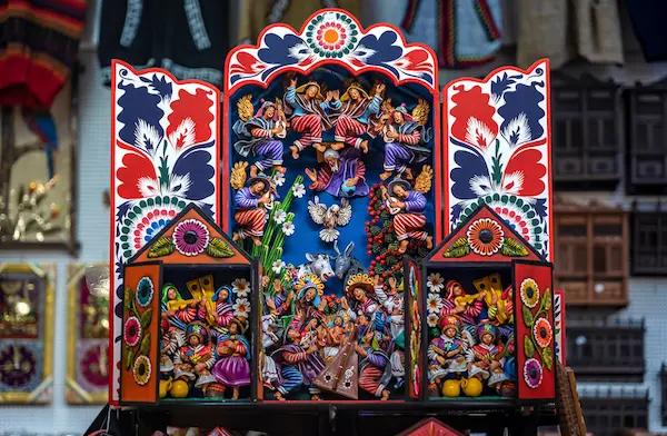 Popular Christmas customs and activities