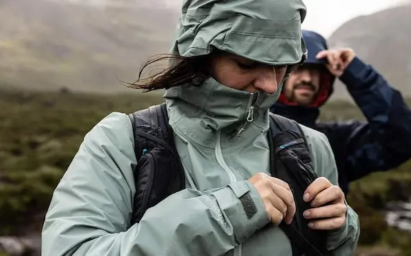 Fundamental equipment The backpack as the central axis