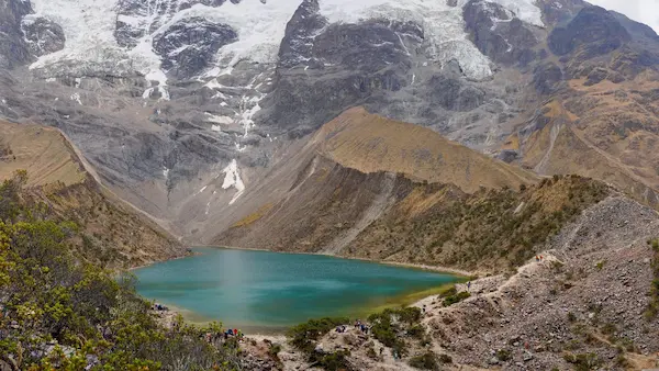 Humantay lake