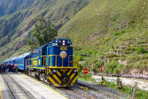Train route through the Sacred Valley surrounded by Andean mountains