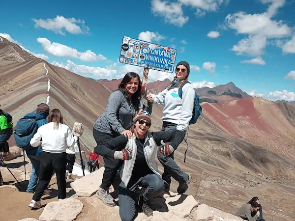Frequently asked questions about the rainbow mountain day tour